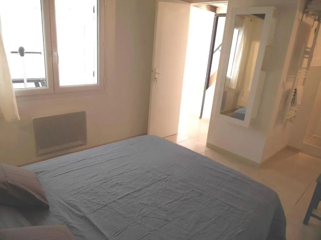 Moliere Marseille Apartment