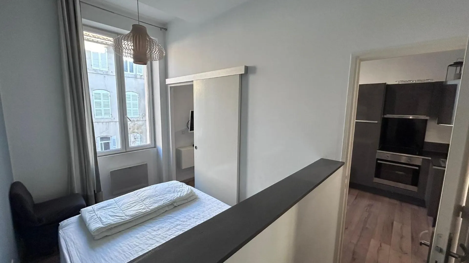 Moliere Marseille Apartment